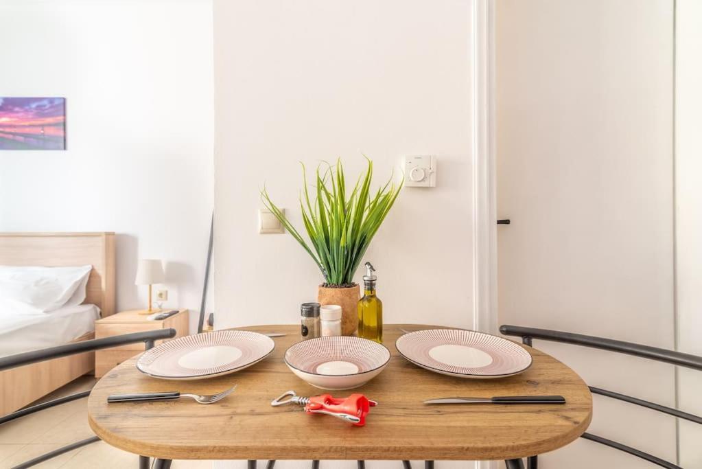 Urban Apt Next University 11 イラクリオン エクステリア 写真