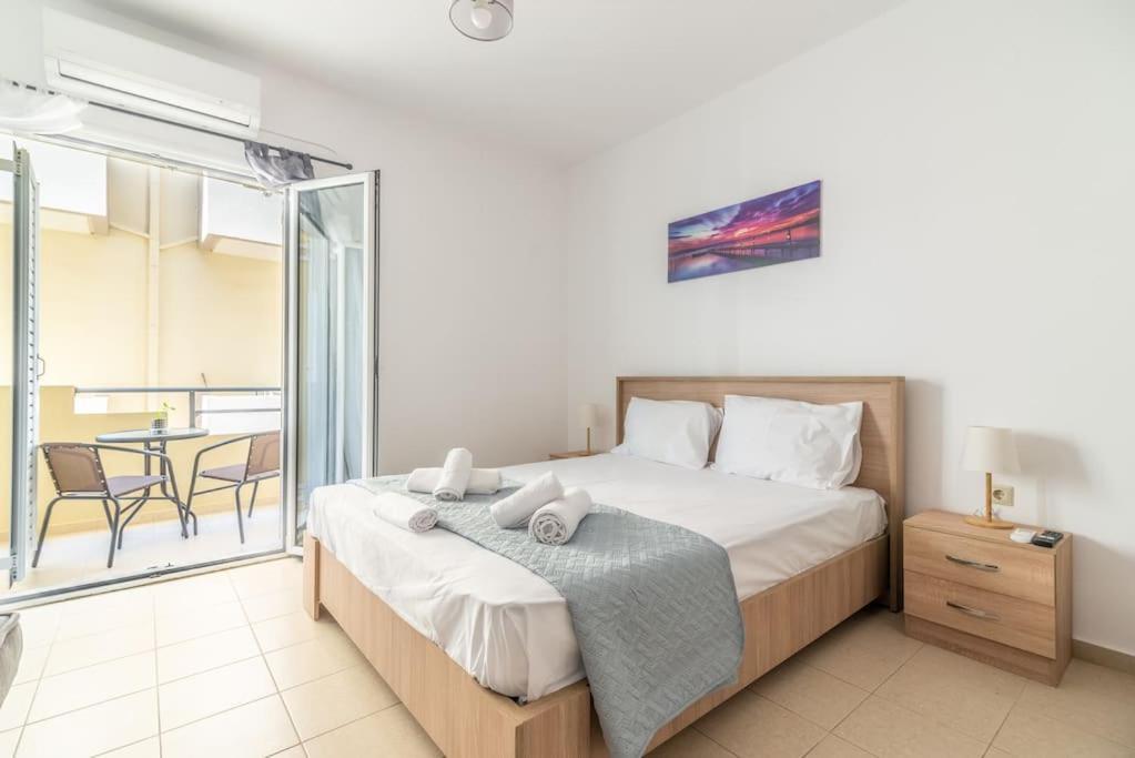 Urban Apt Next University 11 イラクリオン エクステリア 写真